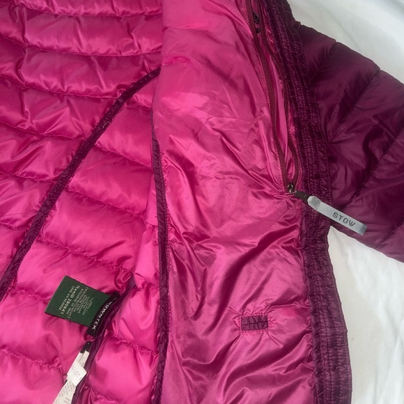LL Bean Puffer Jacket - Picture 5 of 7